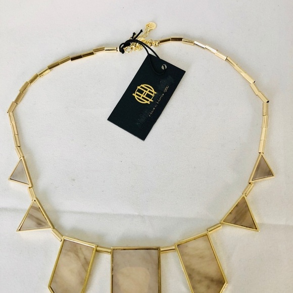 NWT House of Harlow bib necklace gold and cream - Picture 5 of 6